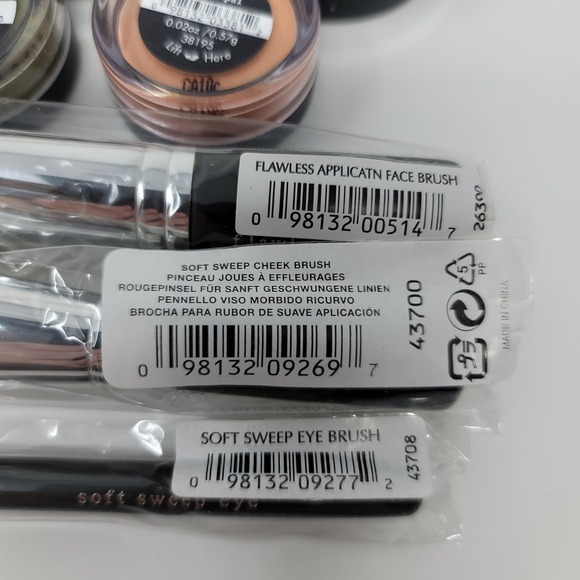 Bare Escentuals BareMinerals BE Free 9pc Grand Color Collection Fairly Light New - Picture 14 of 16